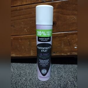 Summer's Eve Ultra Daily Performance Spray.      2.4 OZ